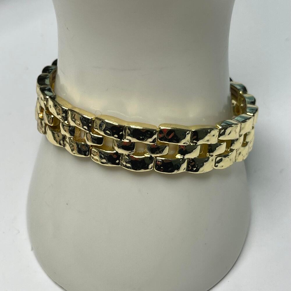 Gold tone stretch bracelet costume jewelry versatile trendy